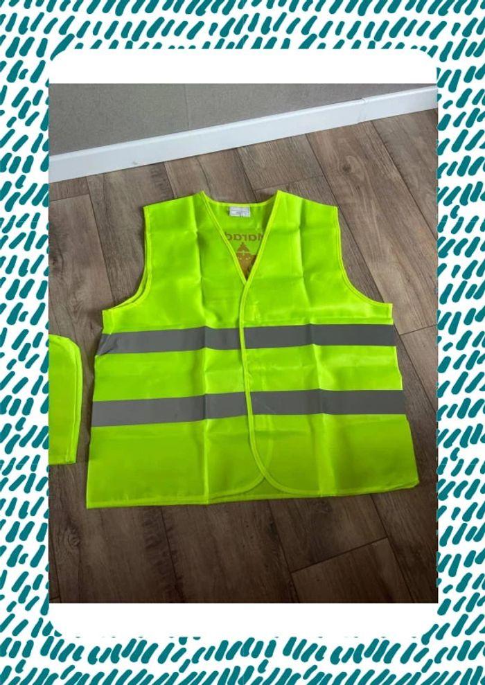 Gilet jaune - photo numéro 1