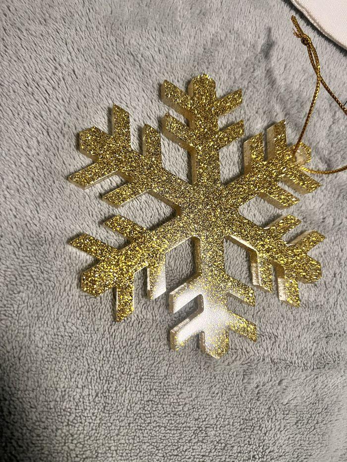 Décoration noël - grand flocon de neige doré - jaune - paillettes - photo numéro 8