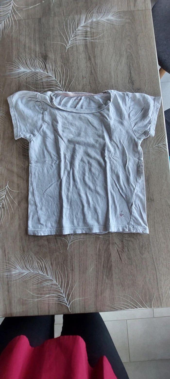 T-shirt - photo numéro 1