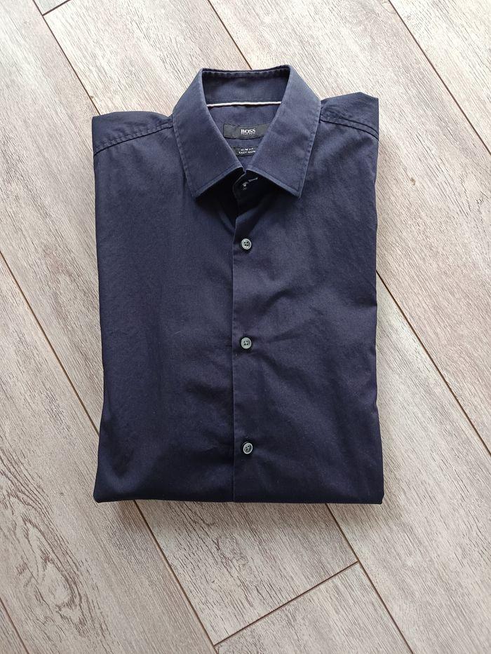 Chemise Hugo Boss taille L Slim Fit - photo numéro 1