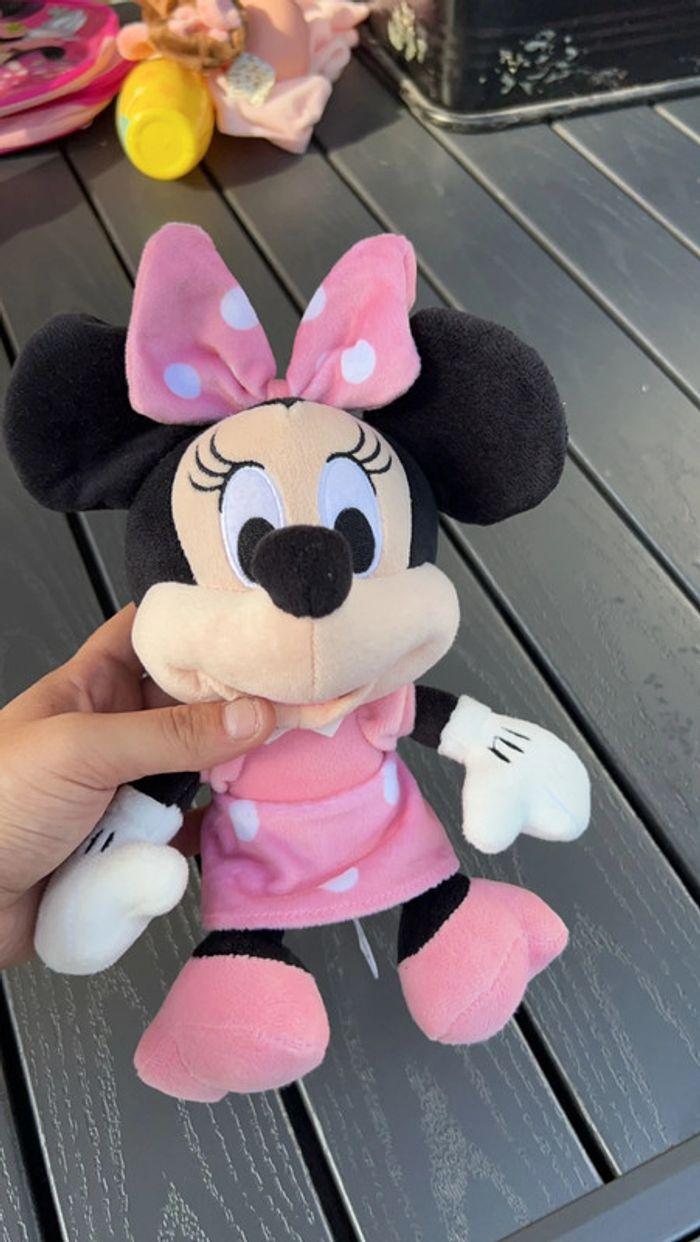 Peluche minnie Disney - photo numéro 1