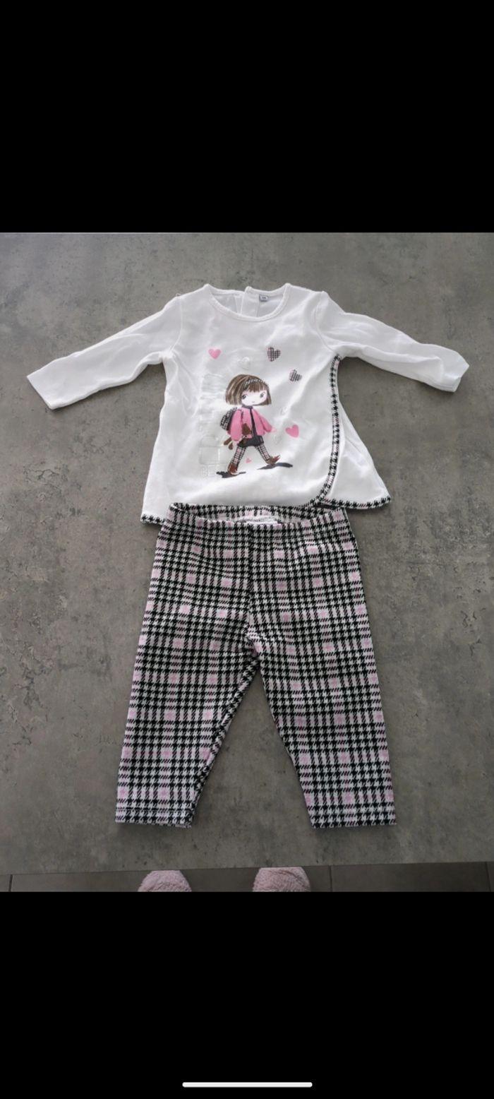 Lot de vêtements bébé fille taille 6 mois - photo numéro 4