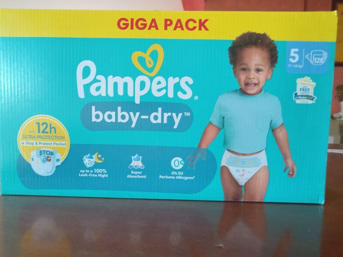 Giga pack Pampers baby dry taille 5