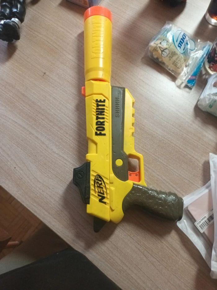 Pistolet nerf fortnite - photo numéro 3