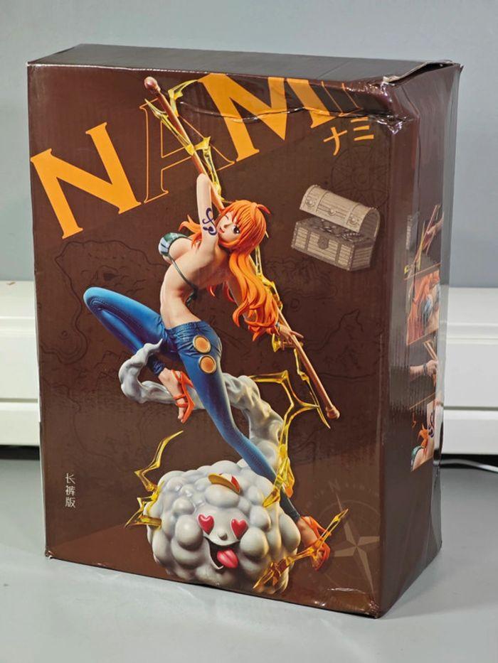 Figurine One Piece : Nami Fight 25cm neuve avec boîte - photo numéro 10