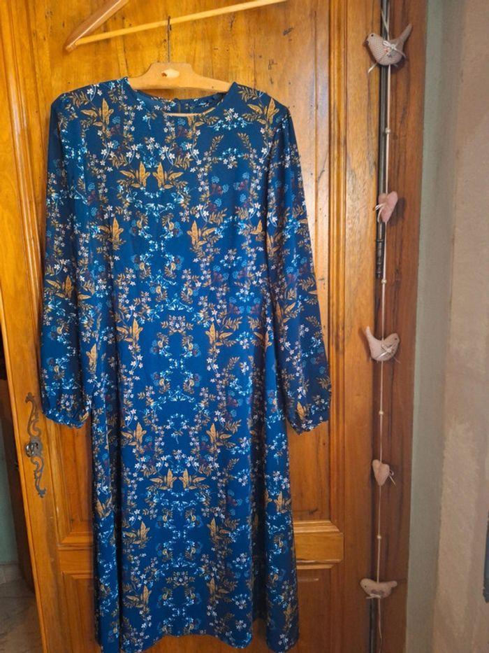 Robe kiabi très bon état - photo numéro 4