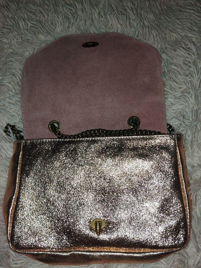 Sac a main rose gold neuf avec une abeille - photo numéro 3