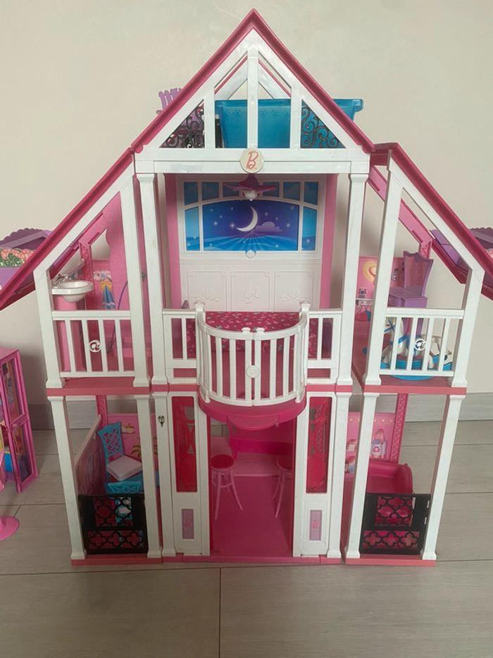 Grande maison barbie - photo numéro 1