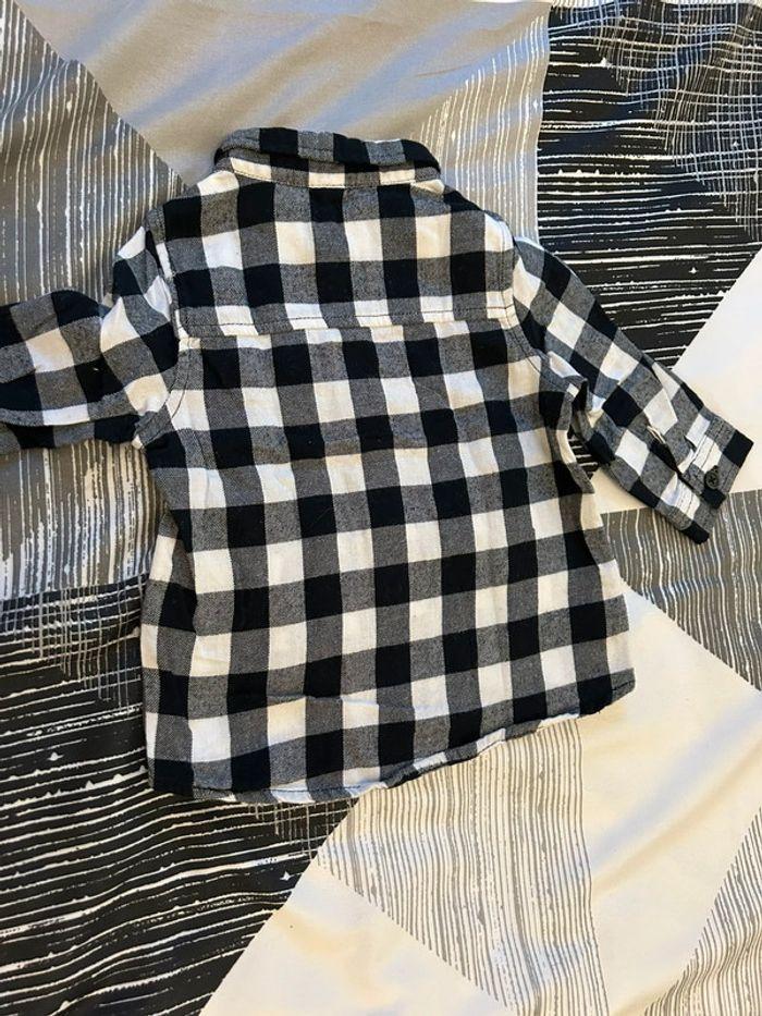 Chemise à carreaux noir et blanc taille 6m - photo numéro 4