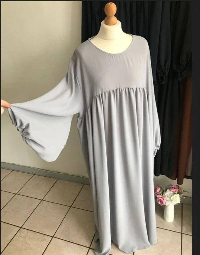 Abaya ballon gris clair 🌙 ourlet gratuit - photo numéro 1