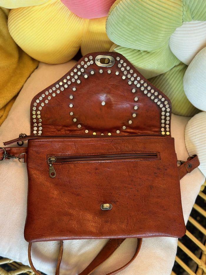 Sac en cuir artisanal bandoulière style bohème “hippie” - photo numéro 7