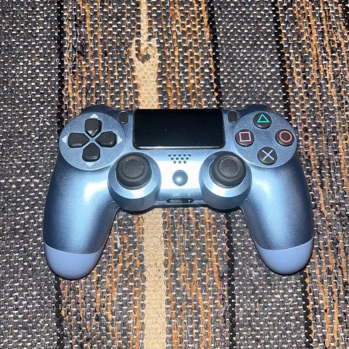 Manette ps4 bleu titanium - photo numéro 1