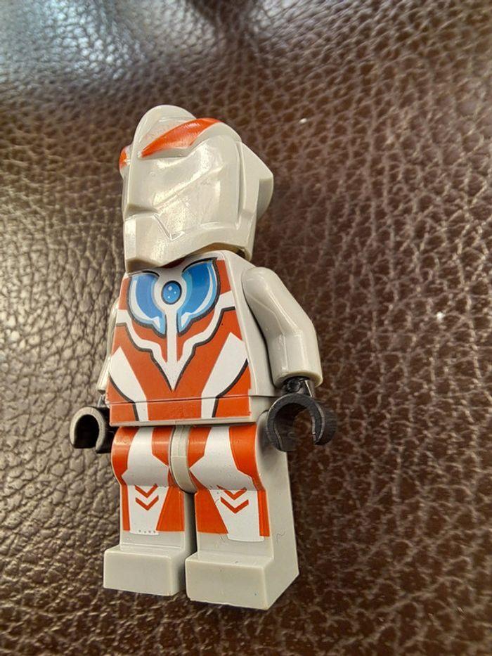 Figurine Lego compatible Ultraman - photo numéro 2