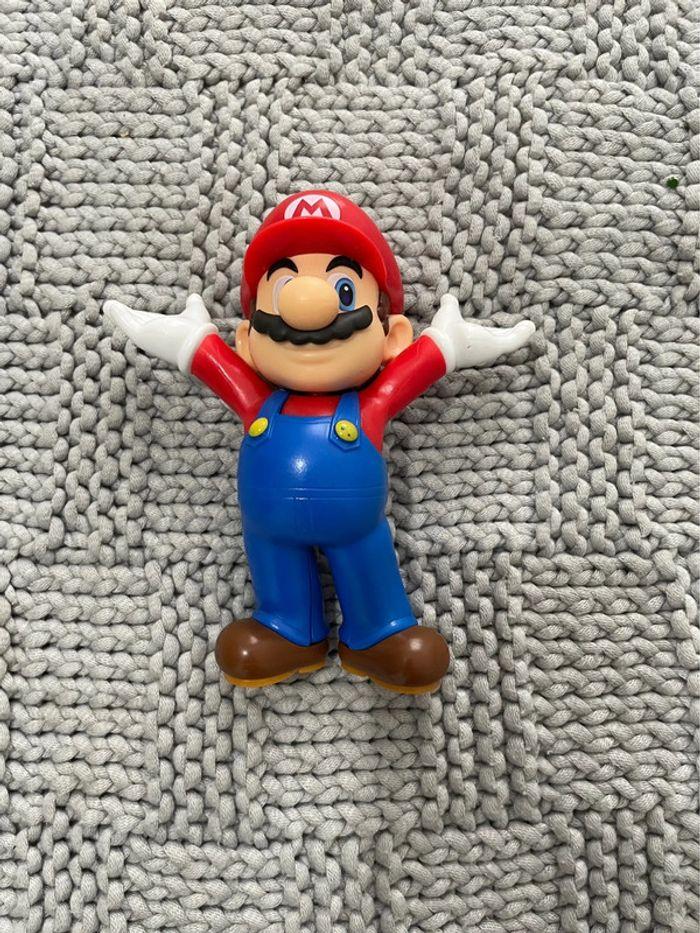 Figurine Mario