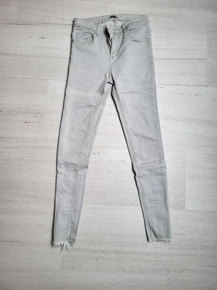 Pantalon gris clair - Taille 38 - photo numéro 1