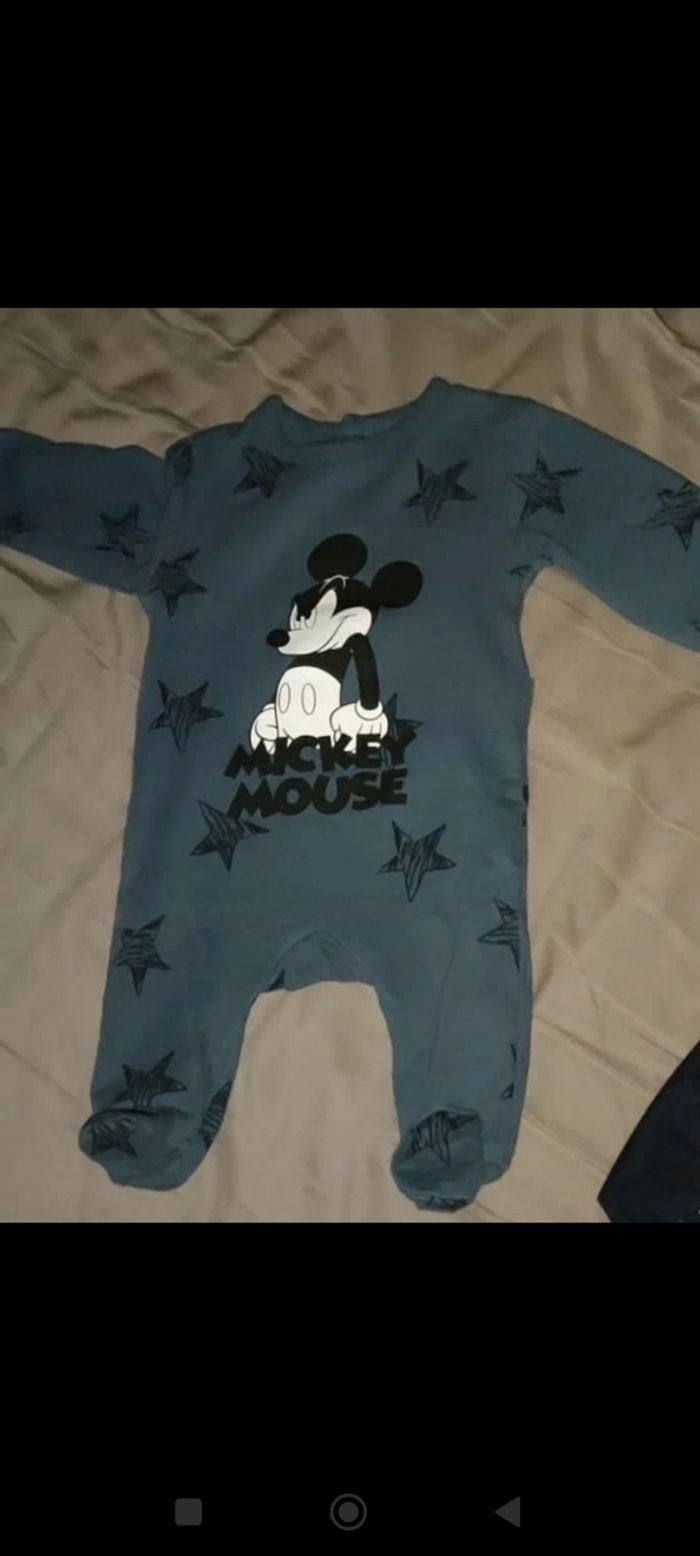 Pyjama bébé