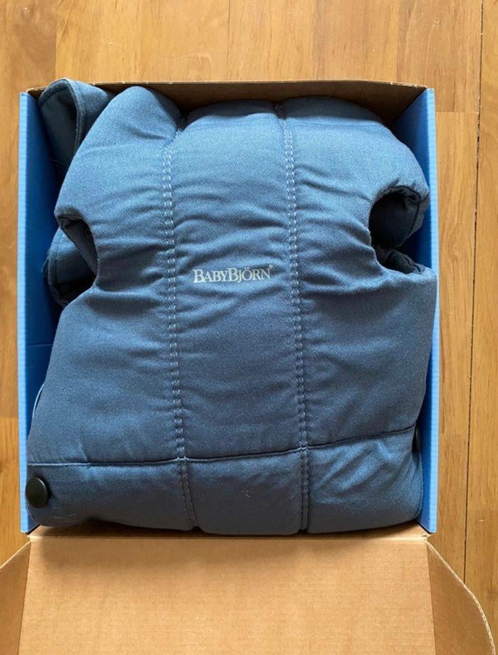 Porte bébé Babybjorn modèle mini - photo numéro 1