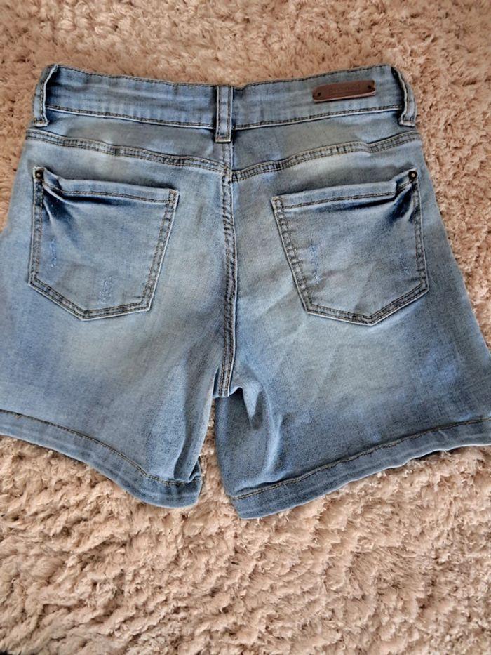 Short jean Fr36 - photo numéro 2