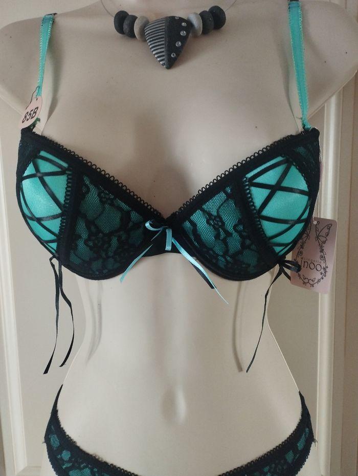 Ensemble lingerie Femme neuf 85B et S pour le string - photo numéro 2