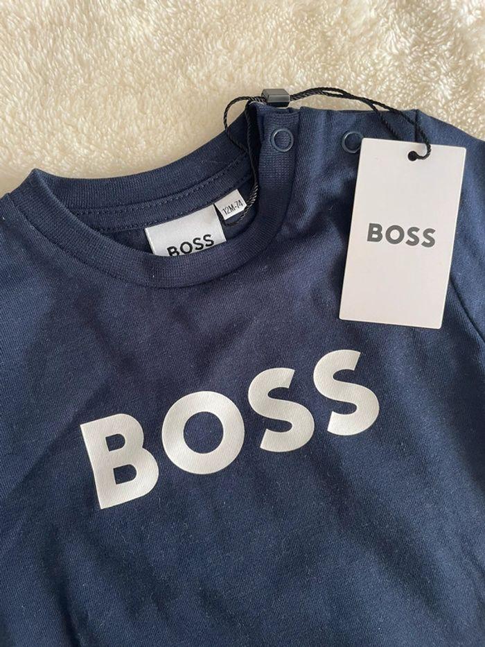 T-shirt Hugo Boss T. 12 mois - photo numéro 3