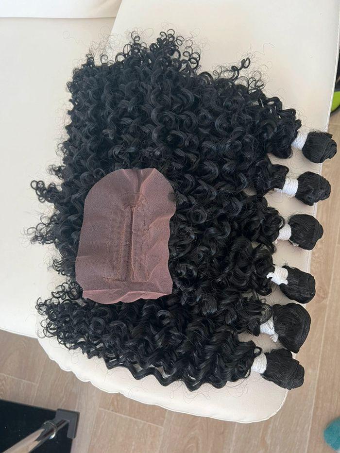 Extension, tissage ondulé noir avec lace frontal - photo numéro 8