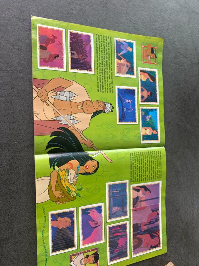 Album livre panini complet disney stickers images collector pocahontas - photo numéro 5