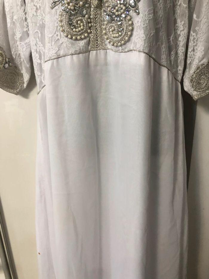 Robe habillée.  caftan.  dentelle . Fêtes . Taille L /XL - photo numéro 5