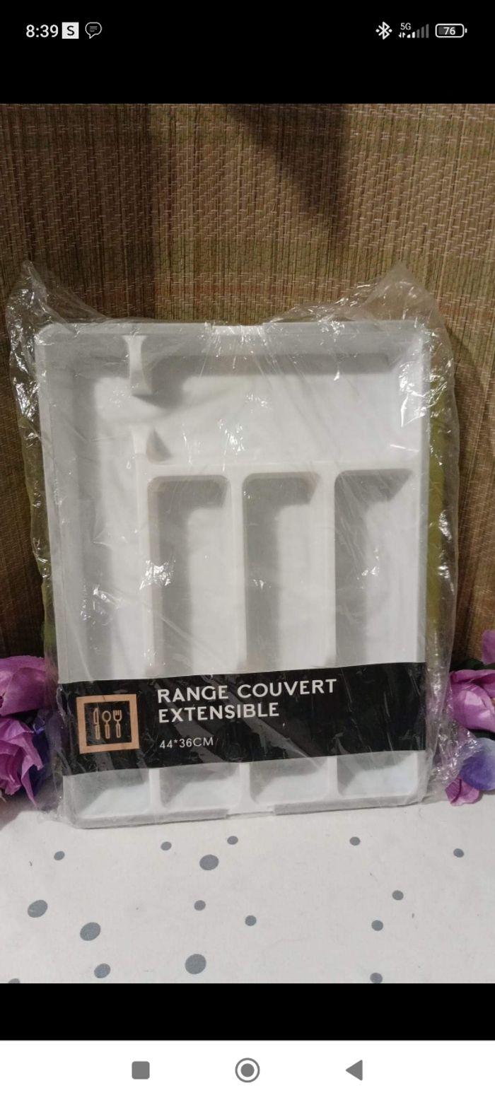 Range couverts extensible