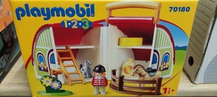 Écurie transportable Playmobil 123 numéro 70180