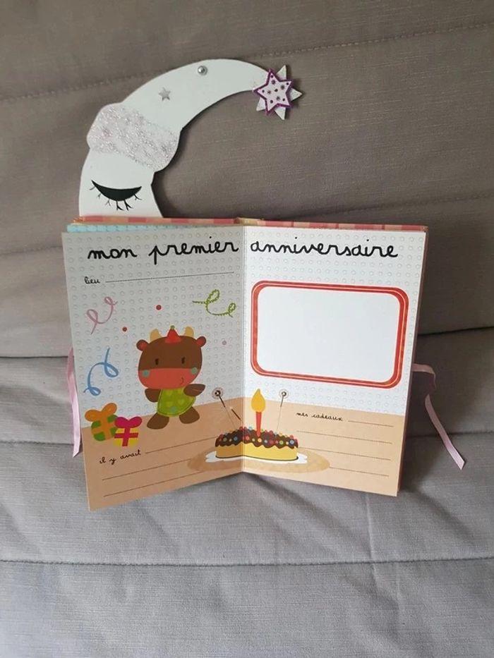 Décoration murale pour bebe livre naissance - photo numéro 15