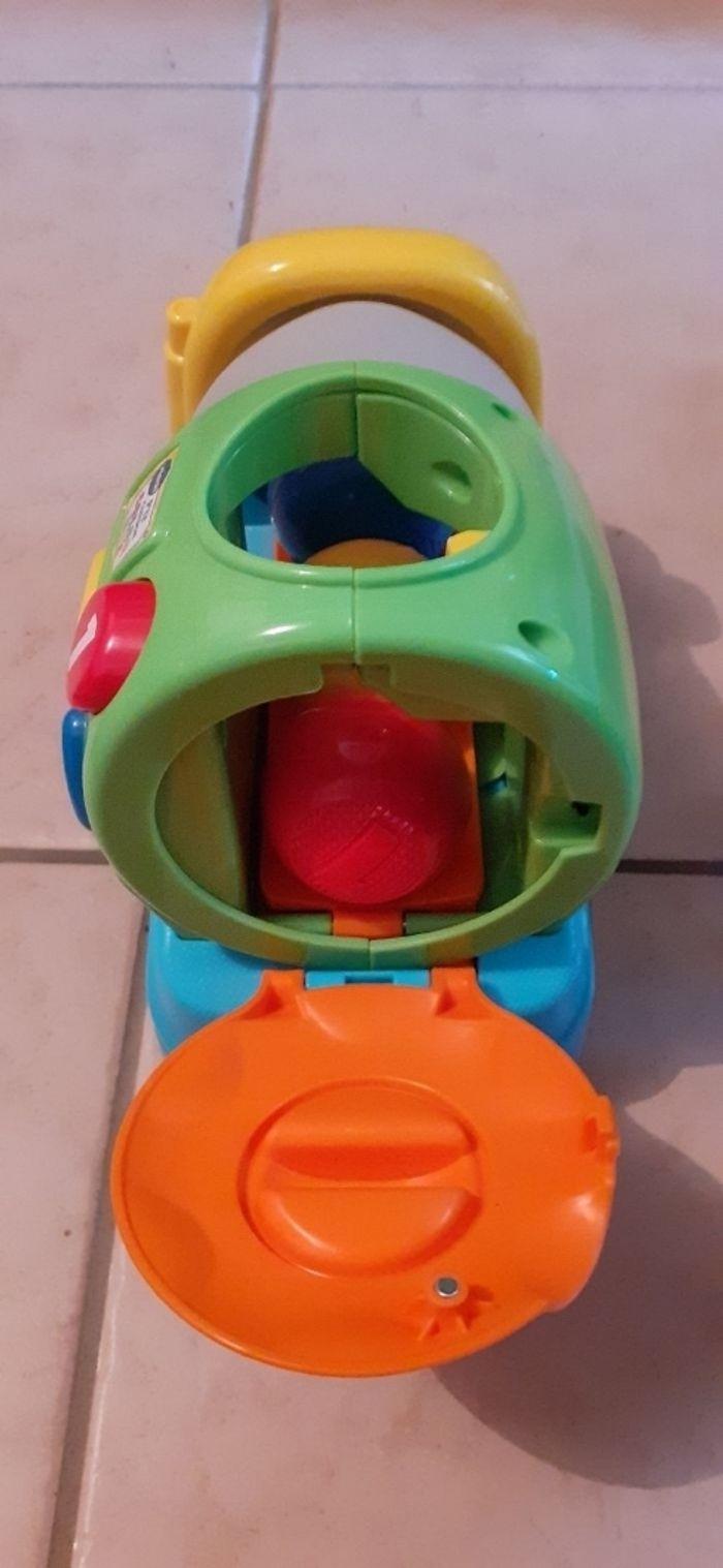 Voiture  vtech - photo numéro 2