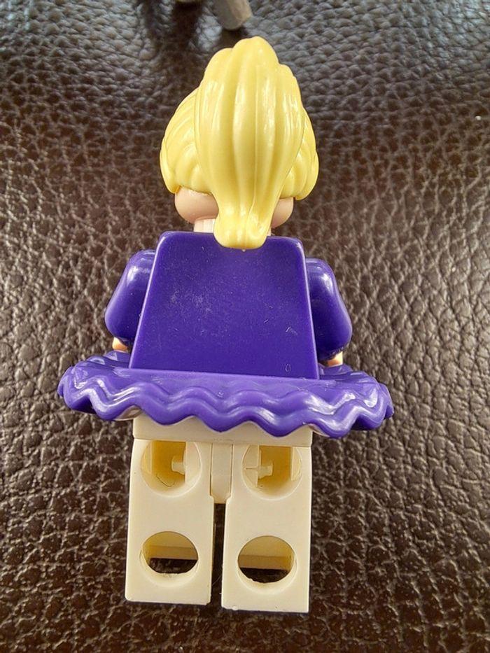 Figurine Lego compatible Danseuse - photo numéro 5