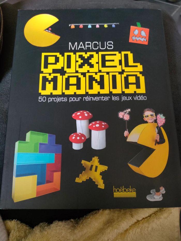 Livre Marcus Pixel Mania neuf - photo numéro 1