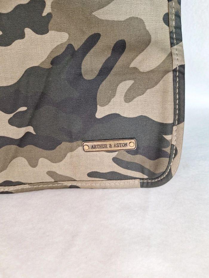 Sac bandoulière édition limitée Arthur & aston camouflage - photo numéro 2