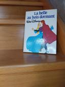 Livre La Belle au bois dormant  Disney