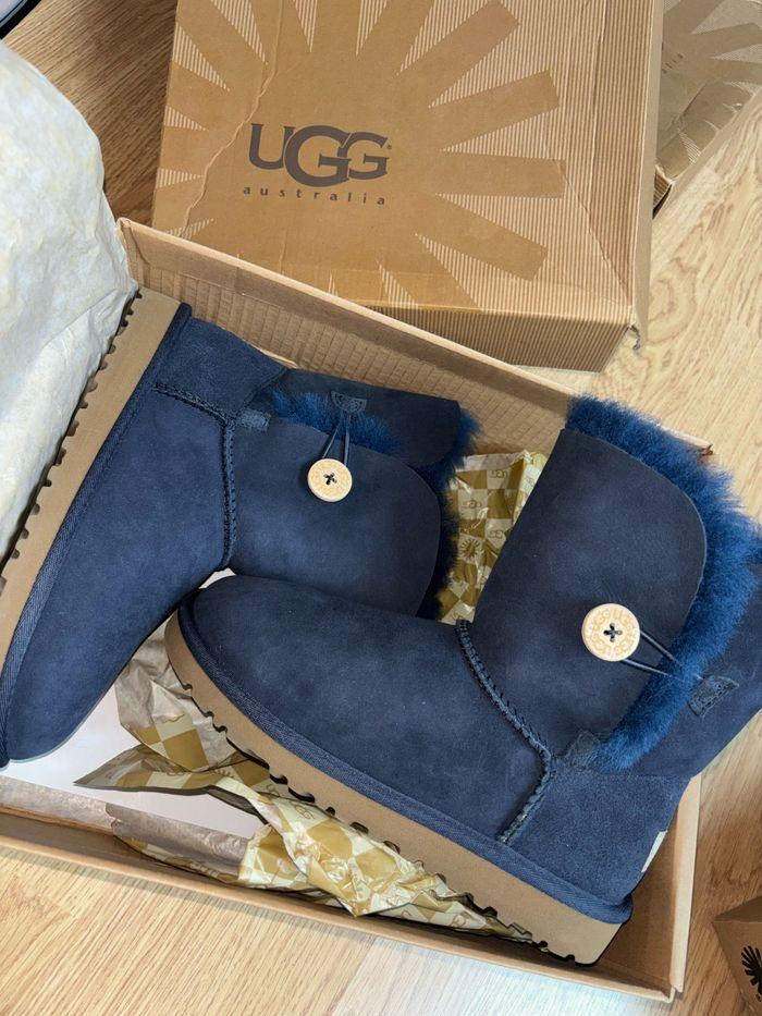 Ugg neuve - photo numéro 2