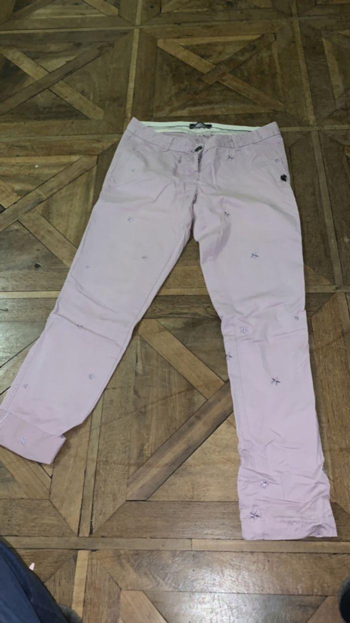 Pantalon Maison Scotch couleur Lilas, motif étoile. - photo numéro 1