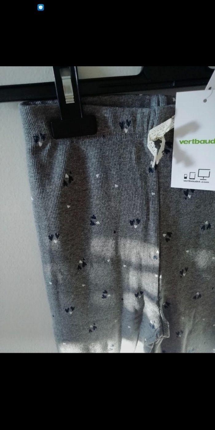 Vertbaudet legging gris motif cœurs taille 10 ans (ENF 045) - photo numéro 2