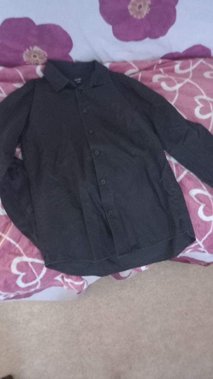 Lit de 2 chemise garçon taille 10 ans marques différentes - photo numéro 1