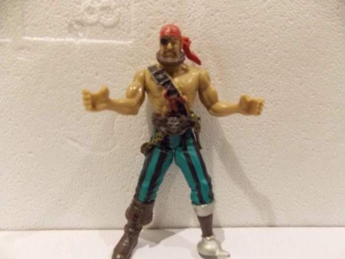 figurine pirate jambe de bois '' chap mei '' - photo numéro 1