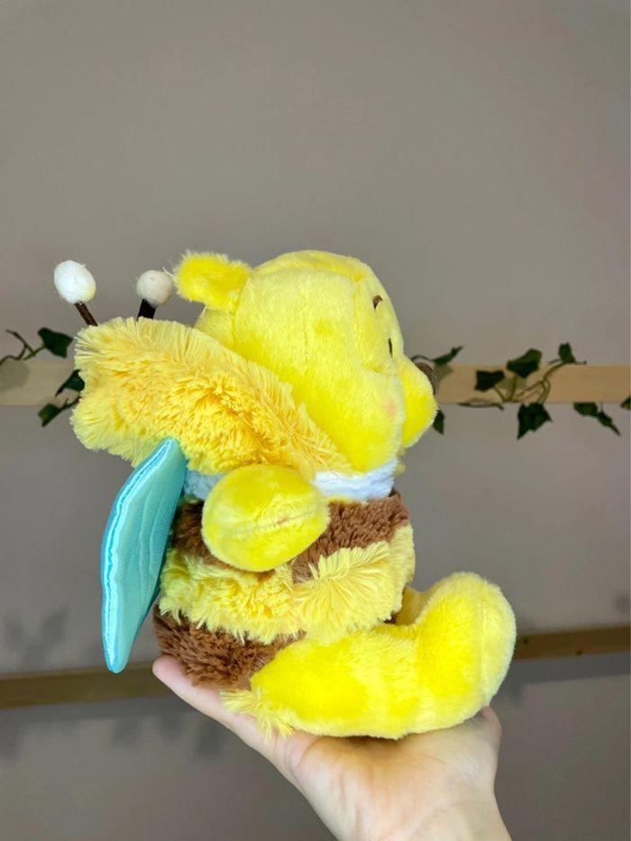 Peluche Disney Winnie l’ourson déguisé en abeille 🐝 - photo numéro 12