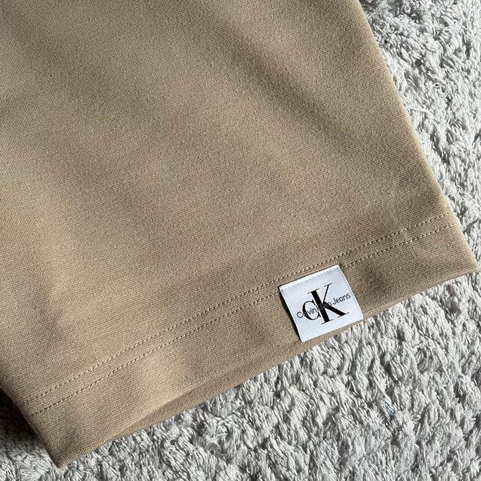 Short / cycliste molleton beige Calvin Klein neuf - photo numéro 2