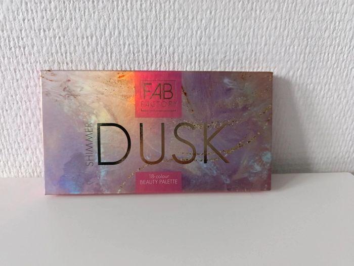 💄Palette Dusk Fab Factory 18 fards à paupières💄 - photo numéro 2