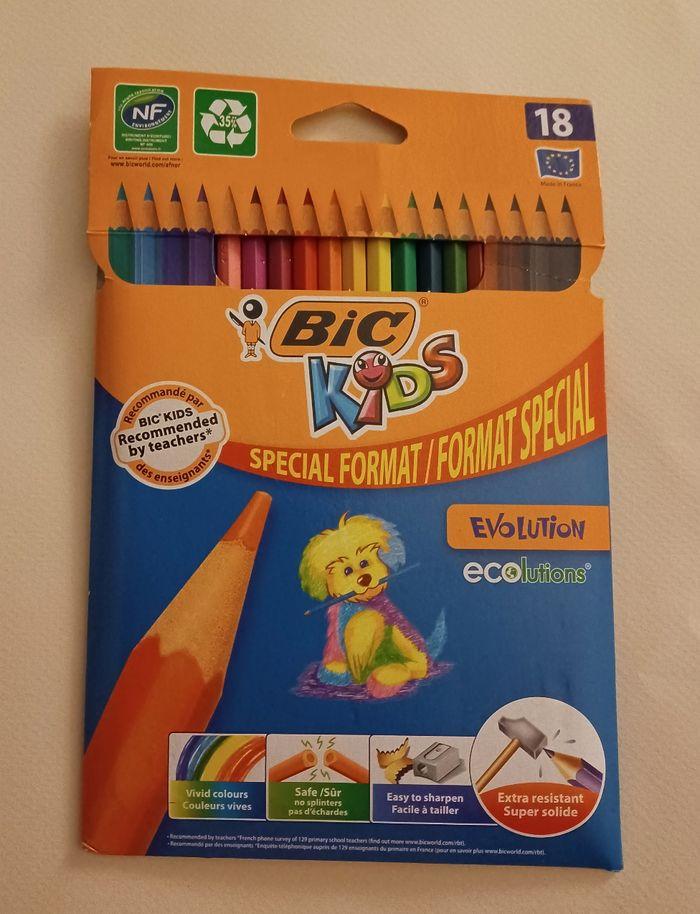 Crayons de couleur Bic neuf - photo numéro 1