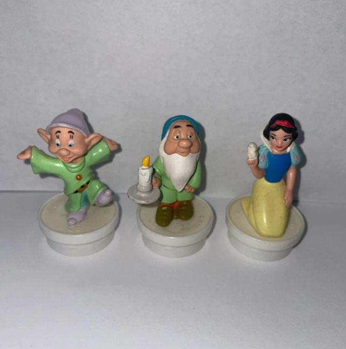 Lot figurines Disney blanche-neige et les sept nains nestle Smarties - photo numéro 7