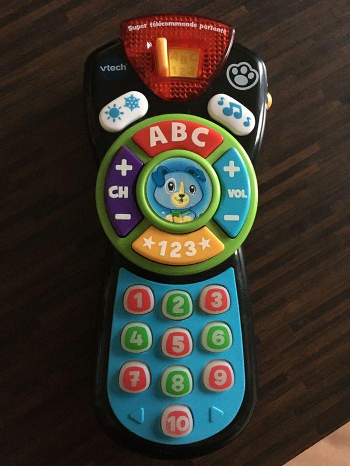 Super télécommande parlante de VTECH - photo numéro 2