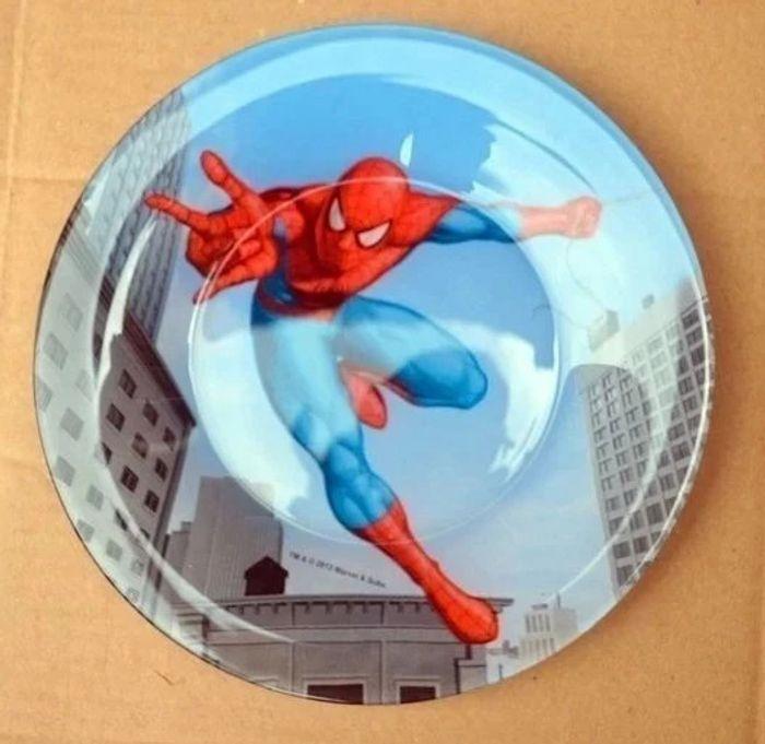 assiette Spiderman neuve bleue