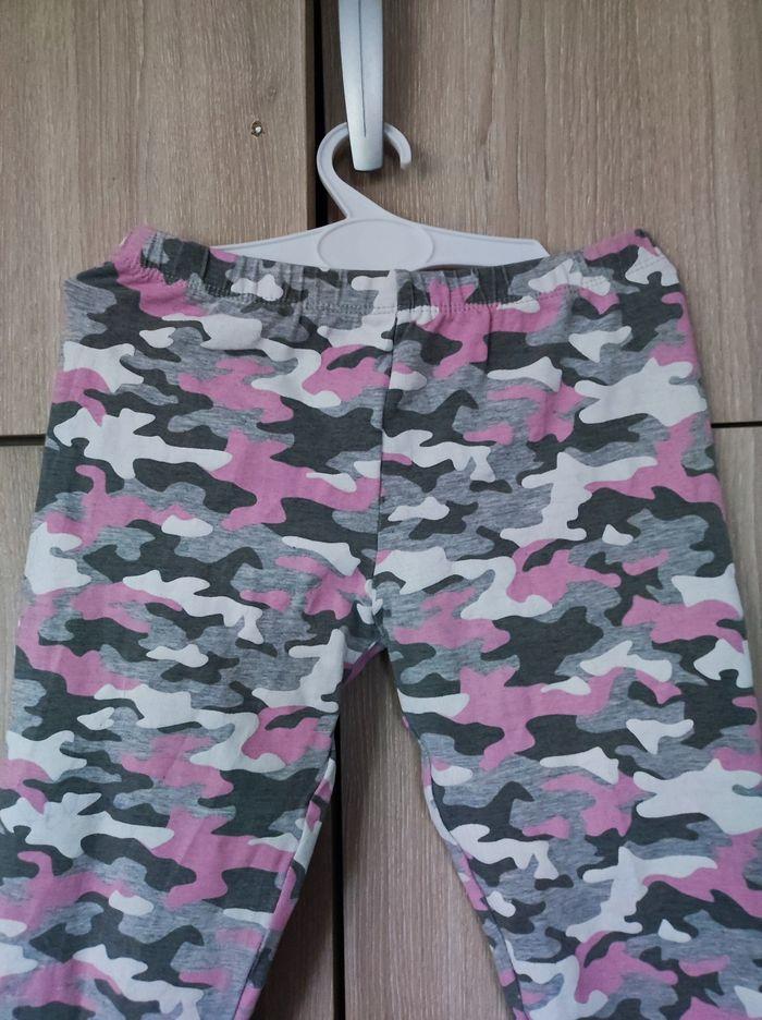 Pantalon imprimé camouflage rose 9 ans Primark - photo numéro 2