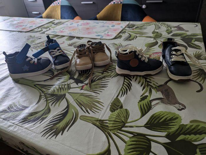 Chaussures bébé taille 20 et 21 - photo numéro 2