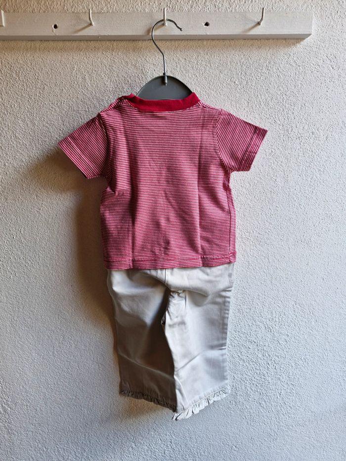 Ensemble 6 mois 67 cm Petit Bateau T-shirt rose à rayures, pantalon beige Très bon état - photo numéro 2